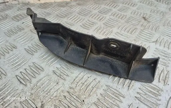 Mini One - Cooper Coupe R56 Rear bumper mounting bracket 2751304