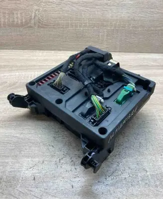 Seat Alhambra (Mk1) Fuse module 7MO962258B S108145300D