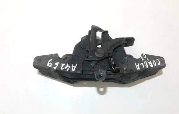 Engine bonnet/hood lock/catch