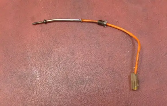 Opel Vivaro Exhaust gas temperature sensor 226405227