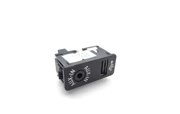 BMW 1 F20 F21 USB socket connector 9229246 84109229246-01