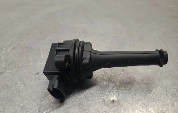 Volvo XC70 High voltage ignition coil 9125601 1220703014
