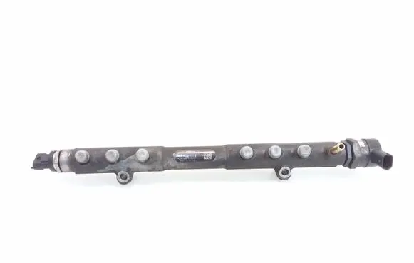 Volvo V70 Fuel main line pipe 31259011 0445215023 30777576