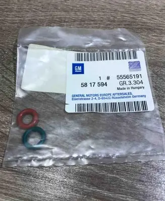 Saab 9-3 Ver2 Fuel injectors set 55565191 5817594