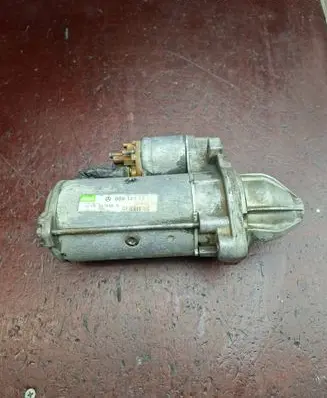 Mercedes-Benz C W203 Starter motor 0051511301 D7R46 0278MM