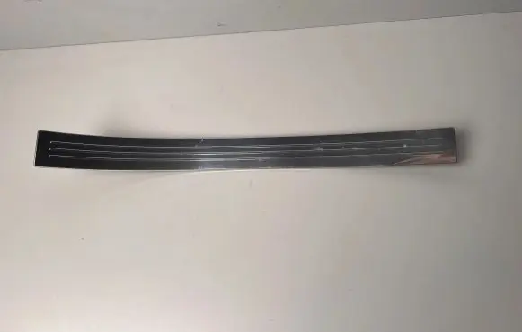 Mercedes-Benz S W221 Side skirt front trim A2216800835