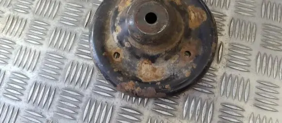 Coil spring mount