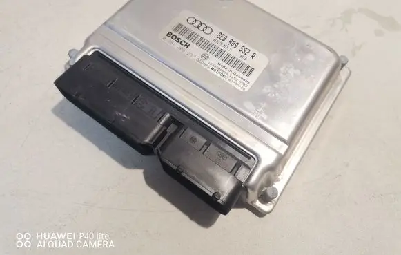 Audi A6 S6 C5 4B Engine control unit/module 8E0909552R 0261208237 1039S00000
