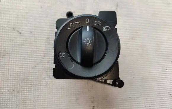Volkswagen Crafter Light switch 9065450504