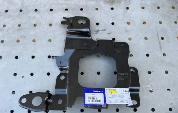 Volvo V40 Battery bracket 31420307