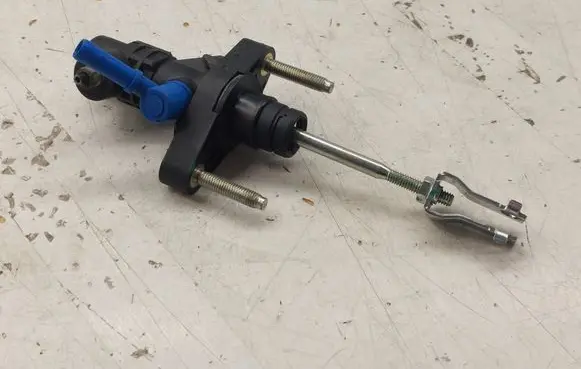 Toyota Avensis T250 Clutch master cylinder 3142005041