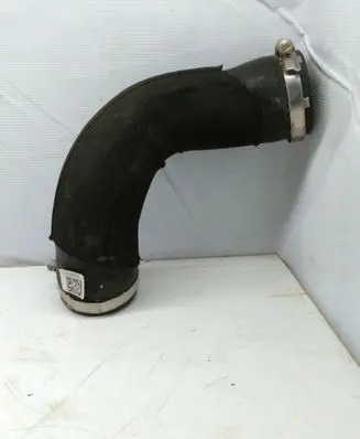 Audi Q5 SQ5 Intercooler hose/pipe 8R0145993B Z00908918