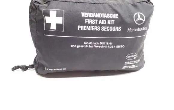 Mercedes-Benz E W212 First aid kit A1698600150