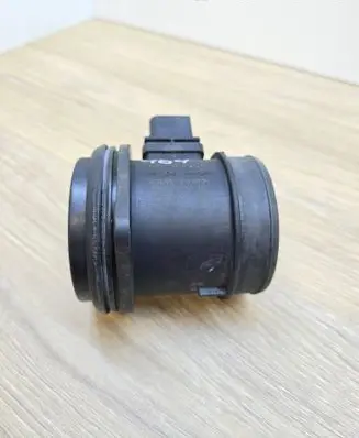 Volvo XC90 Mass air flow meter 31312734 0281006184