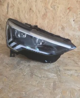 Audi RSQ3 Headlight/headlamp 1090025 83A941036C 1101980000