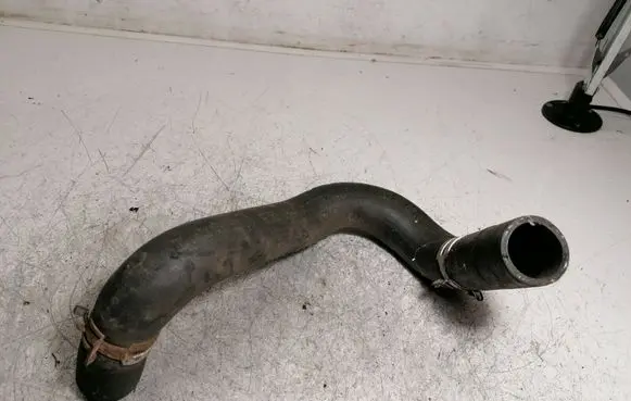 Toyota Auris 150 Engine coolant pipe/hose 822912233