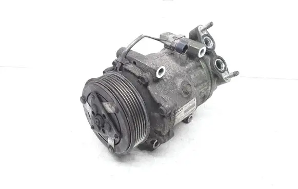 Volvo V60 Air conditioning (A/C) compressor (pump) 31348213