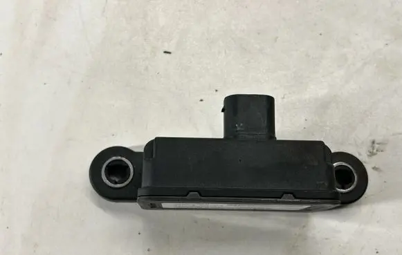 Dodge Challenger ESP acceleration yaw rate sensor P56029549AC 56029549AC 25170106893
