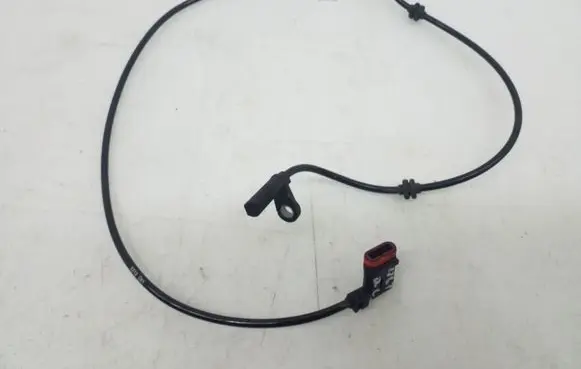 Mercedes-Benz C W204 ABS rear brake sensor A2045400317