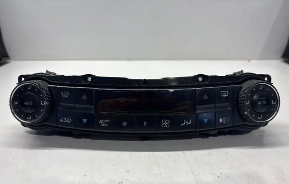 Mercedes-Benz E W211 Climate control unit 2118300685