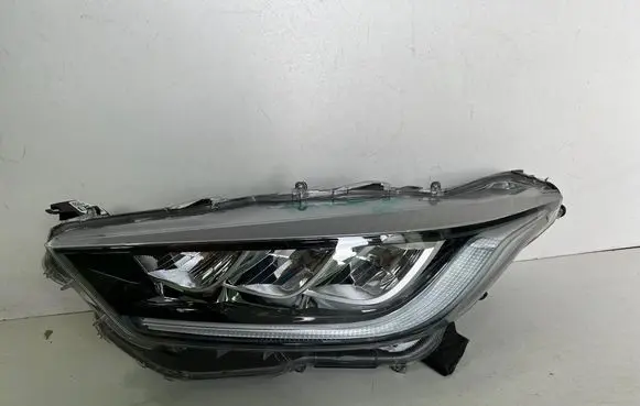 Toyota Yaris XP210 Headlight/headlamp