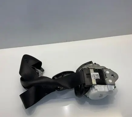 BMW X3 G01 Front seatbelt 7469933 E11068676