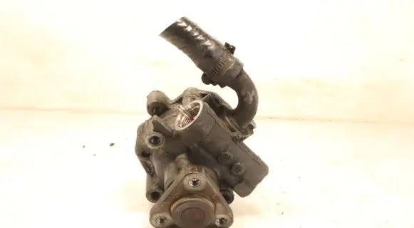 Volkswagen PASSAT B5.5 Power steering pump