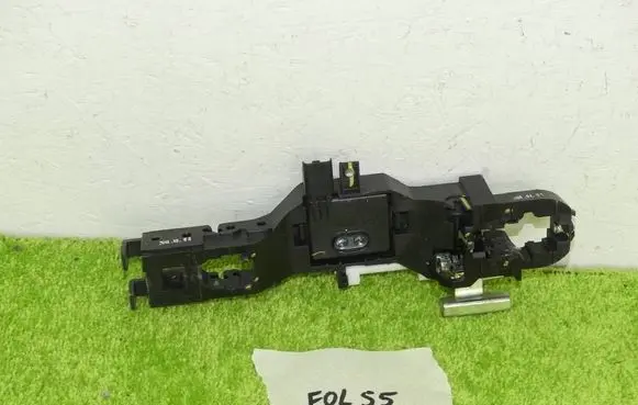 Renault Koleos I Front door exterior handle/bracket 80610JY00