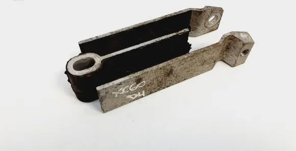 Volvo XC60 Engine mount bracket 9487476