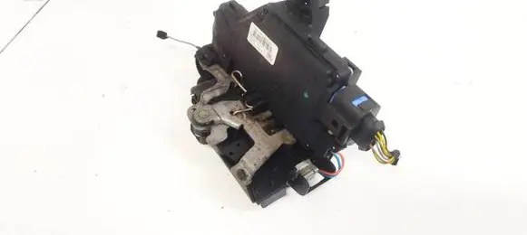 Skoda Octavia Mk2 (1Z) Front door lock 3D1837016AC