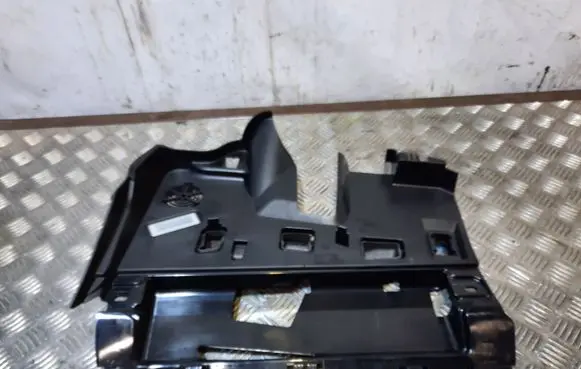 BMW 6 F12 F13 Dashboard lower bottom trim panel 9166702
