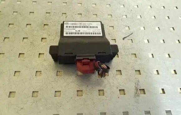 Volkswagen Touran I Other control units/modules 1K0907530Q