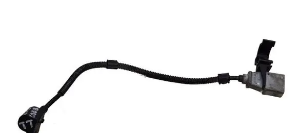 Audi TT TTS Mk2 Camshaft position sensor 03L957147