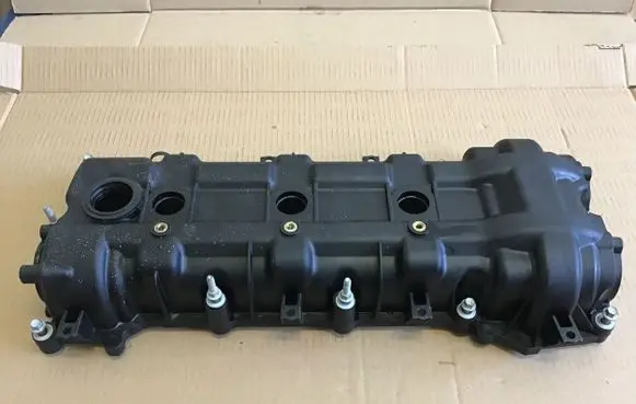 Dodge Challenger Rocker cam cover 05184068AN
