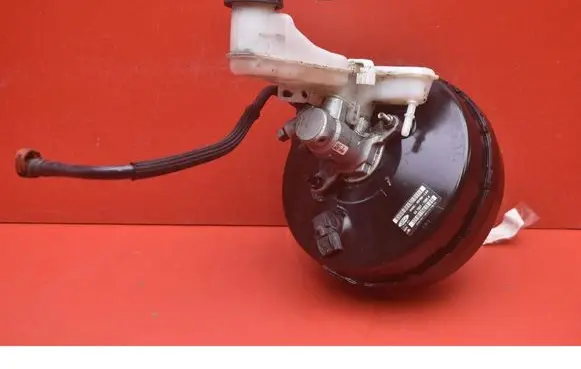 Ford Mondeo MK I Brake booster DG9C-2B195-LBB