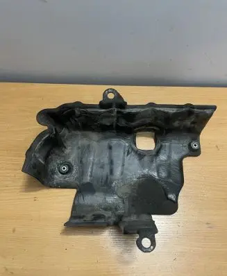 Hyundai Tucson TL Heat shield in engine bay 215202U000