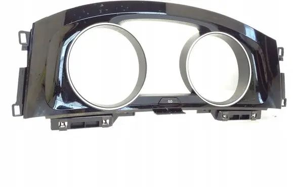 Dashboard trim