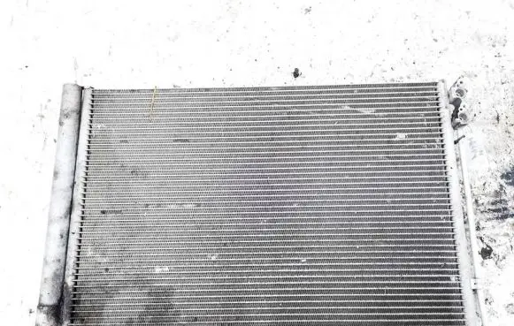 A/C cooling radiator (condenser)