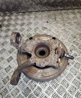 Volkswagen Multivan T4 Front wheel hub