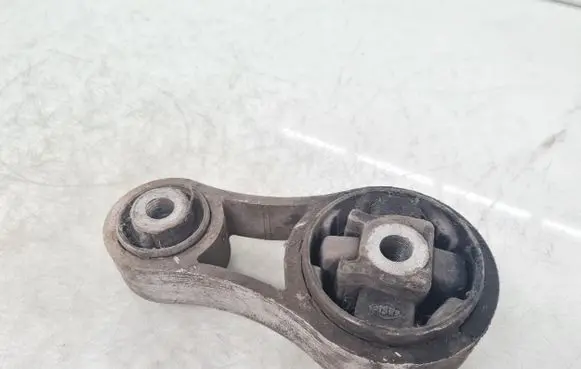 Opel Vivaro Gearbox mount