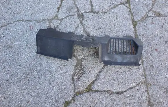 Skoda Karoq Intercooler air guide/duct channel 57A121285D