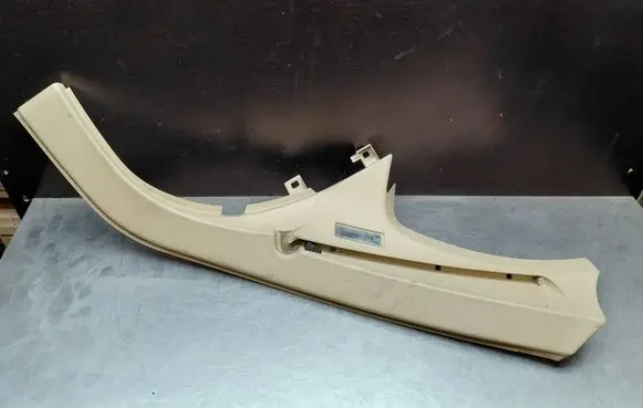 BMW 5 E60 E61 Parcel shelf load cover mount bracket 7049904 7074944