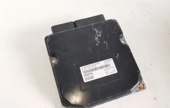 Mercedes-Benz C W203 Engine control unit/module A2711533579 5WK90450