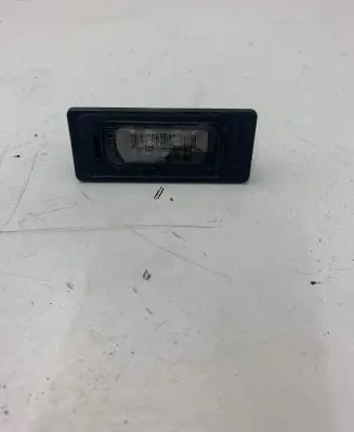 Audi A3 S3 8V Number plate light 4g0943021
