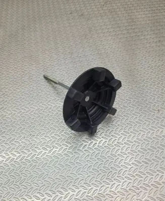 Toyota Yaris XP210 Spare wheel bolt D3L5A