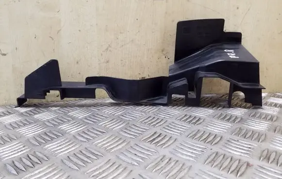 Seat Exeo (3R) Intercooler air guide/duct channel 3R0121284A