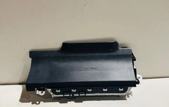 Lexus UX Knee airbag 0589P1000739