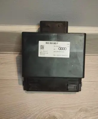 Audi A6 Allroad C7 Voltage converter/converter module 8K0959663F 120012874