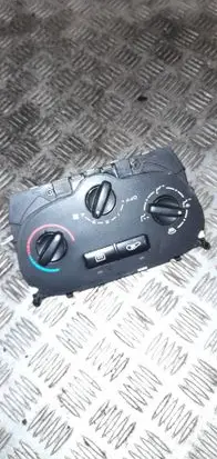 Peugeot 307 Climate control unit 147140000