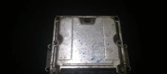 Renault Laguna I Engine control unit/module 0281001997 8200064508